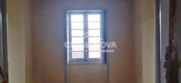 Negócio para Venda em Arrifana