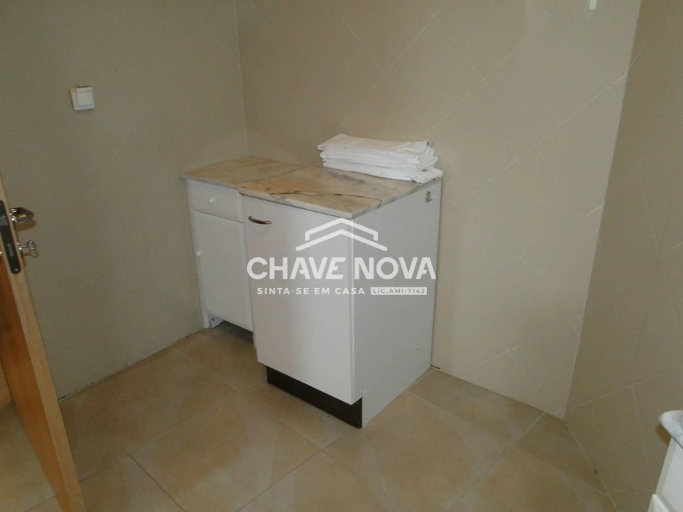 Escritório para Venda em Ferreiras Foto 10