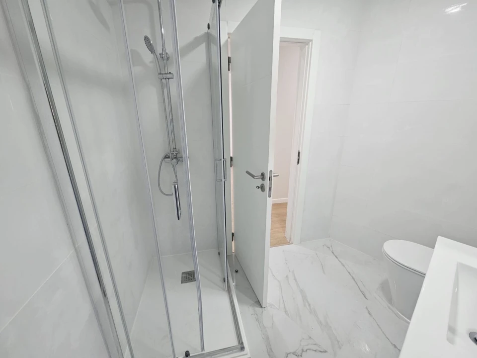 Apartamento T2 para Venda em Mina de Água Foto 2