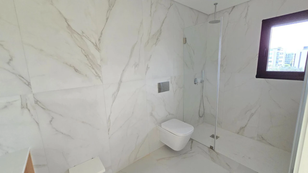 Apartamento T0 para Venda em Paranhos Foto 9