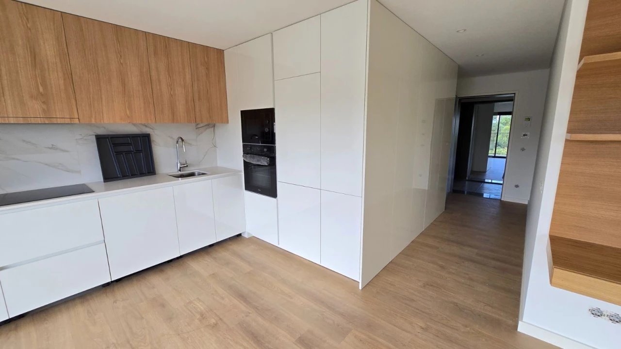 Apartamento T0 para Venda em Paranhos Foto 13