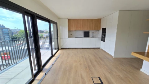 Apartamento T0 para Venda em Paranhos