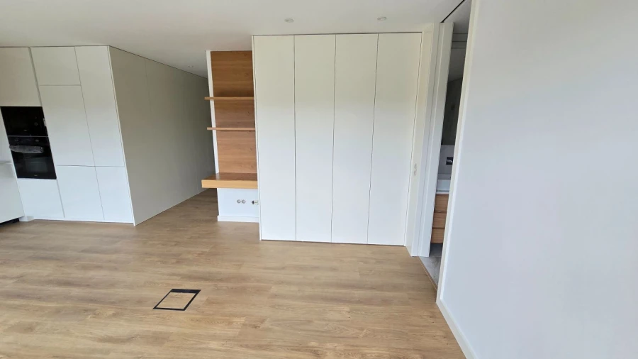 Apartamento T0 para Venda em Paranhos Foto 12