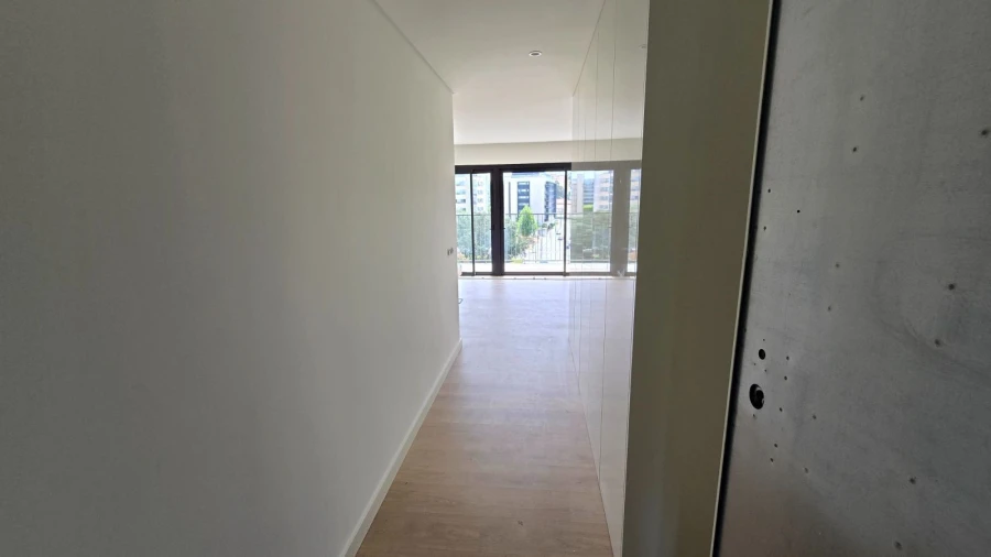 Apartamento T0 para Venda em Paranhos Foto 18