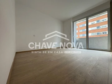 Apartamento T1 para Arrendamento em Ramalde