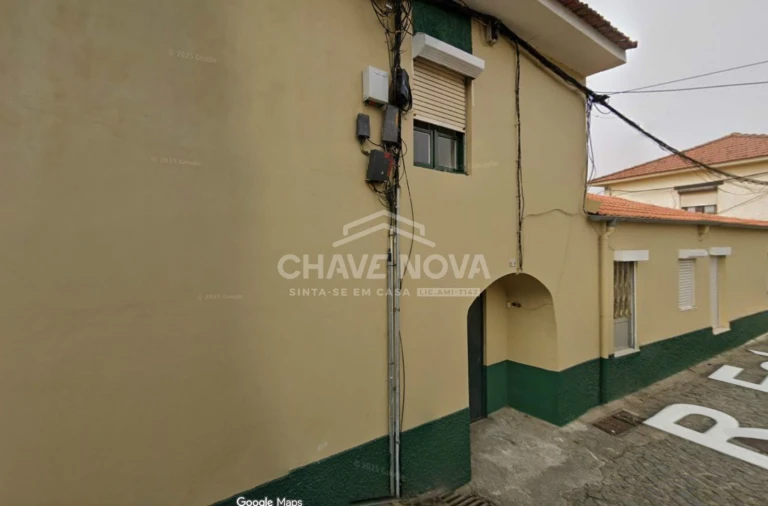 Moradia T15 para Venda em Canidelo Foto 2