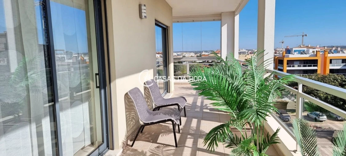 Apartamento T3 para Venda em Portimão Foto 4