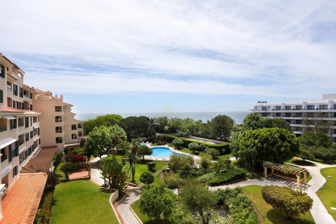 Apartamento T2 para Venda em Cascais e Estoril Foto 2