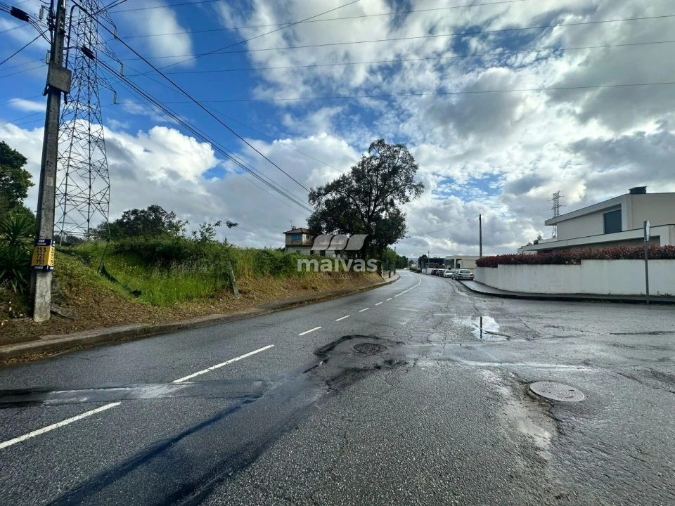 Terreno para Venda em Soutelo Foto 7