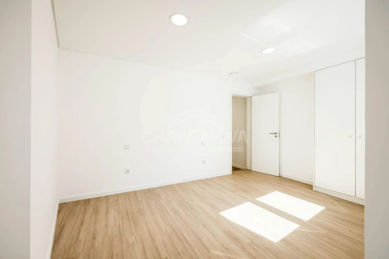 Prédio para Venda em Ílhavo (São Salvador) Foto 19