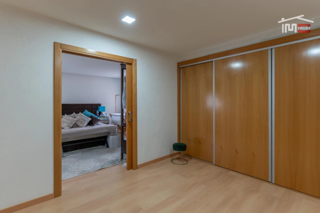 Moradia T5 para Venda em Freixianda, Ribeira do Fárrio e Formigais Foto 16