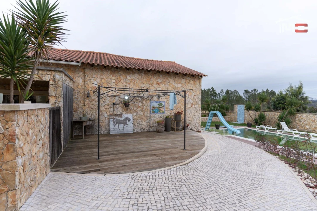 Moradia T5 para Venda em Freixianda, Ribeira do Fárrio e Formigais Foto 29