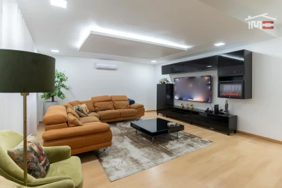 Moradia T5 para Venda em Freixianda, Ribeira do Fárrio e Formigais