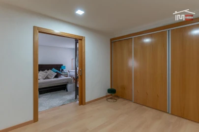 Moradia T5 para Venda em Freixianda, Ribeira do Fárrio e Formigais