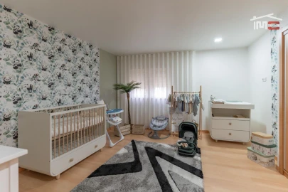 Moradia T5 para Venda em Freixianda, Ribeira do Fárrio e Formigais