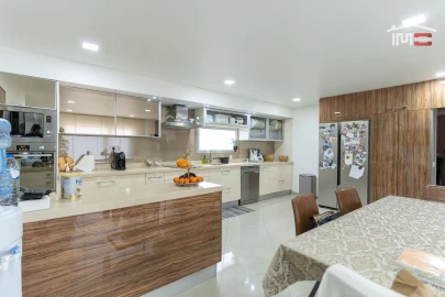 Moradia T5 para Venda em Freixianda, Ribeira do Fárrio e Formigais