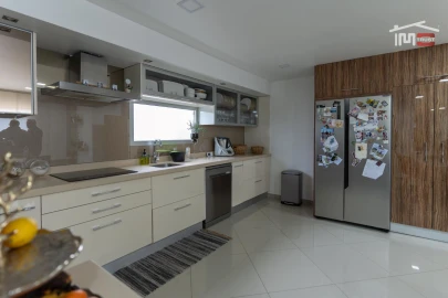 Moradia T5 para Venda em Freixianda, Ribeira do Fárrio e Formigais