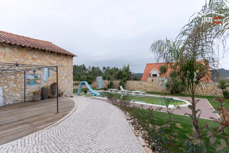 Moradia T5 para Venda em Freixianda, Ribeira do Fárrio e Formigais Foto 30