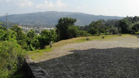 Moradia T6 para Venda em Gondar