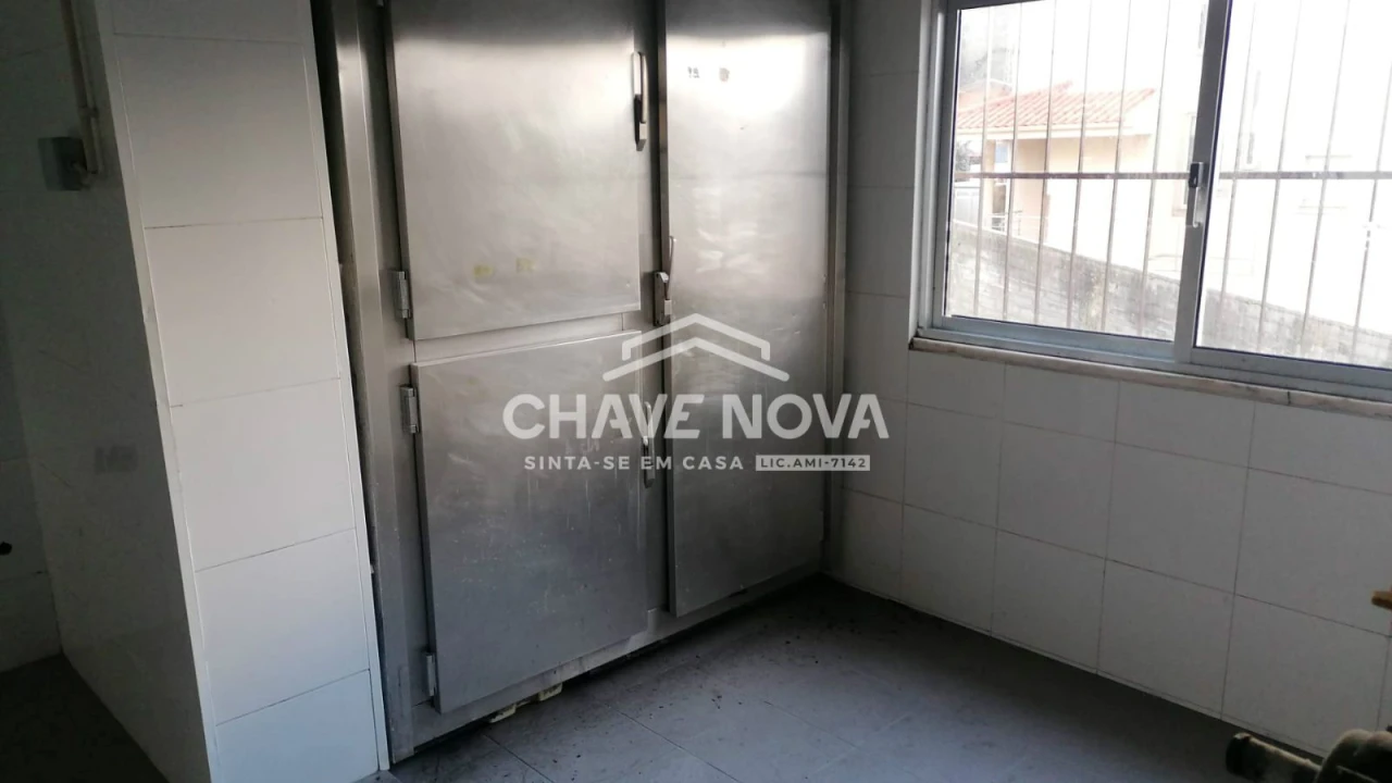 Negócio para Arrendamento em Fânzeres e São Pedro da Cova Foto 9