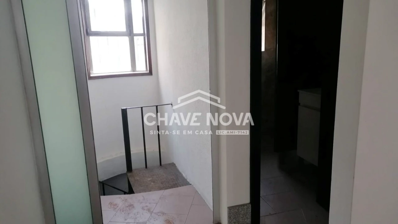 Negócio para Arrendamento em Fânzeres e São Pedro da Cova Foto 18