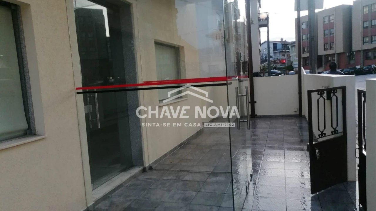 Negócio para Arrendamento em Fânzeres e São Pedro da Cova Foto 23