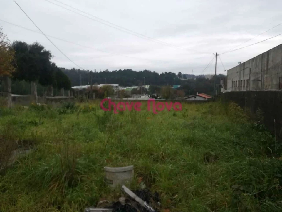 Terreno para Venda em Rio Tinto Foto 3