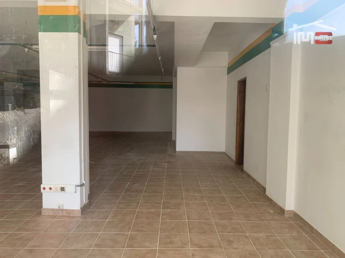 Loja para Venda em Mira de Aire Foto 3