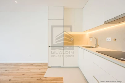 Apartamento T1 para Venda em Esgueira