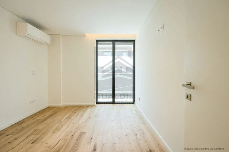 Apartamento T1 para Venda em Esgueira Foto 21