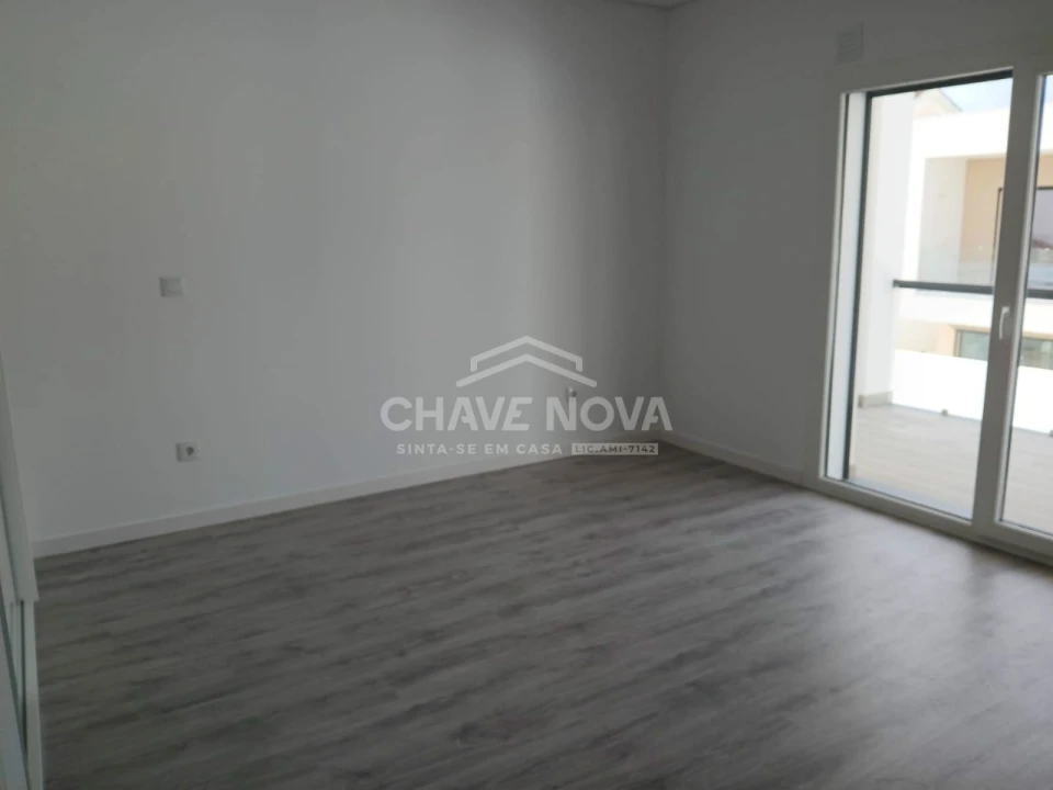 Moradia T3 para Venda em Fernao Ferro Foto 14