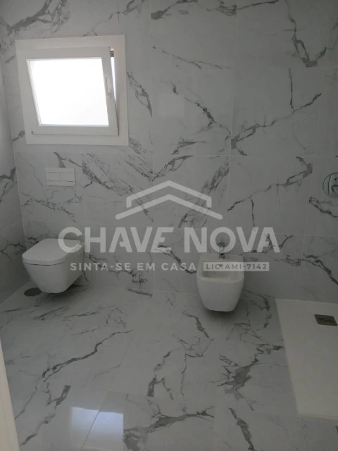 Moradia T3 para Venda em Fernao Ferro