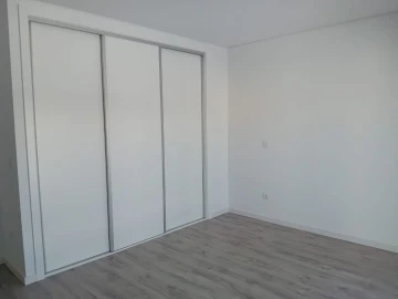 Moradia T3 para Venda em Fernao Ferro