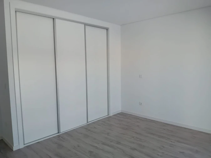 Moradia T3 para Venda em Fernao Ferro Foto 20