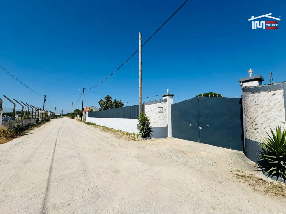 Moradia T5 para Venda em Quinta do Anjo Foto 1