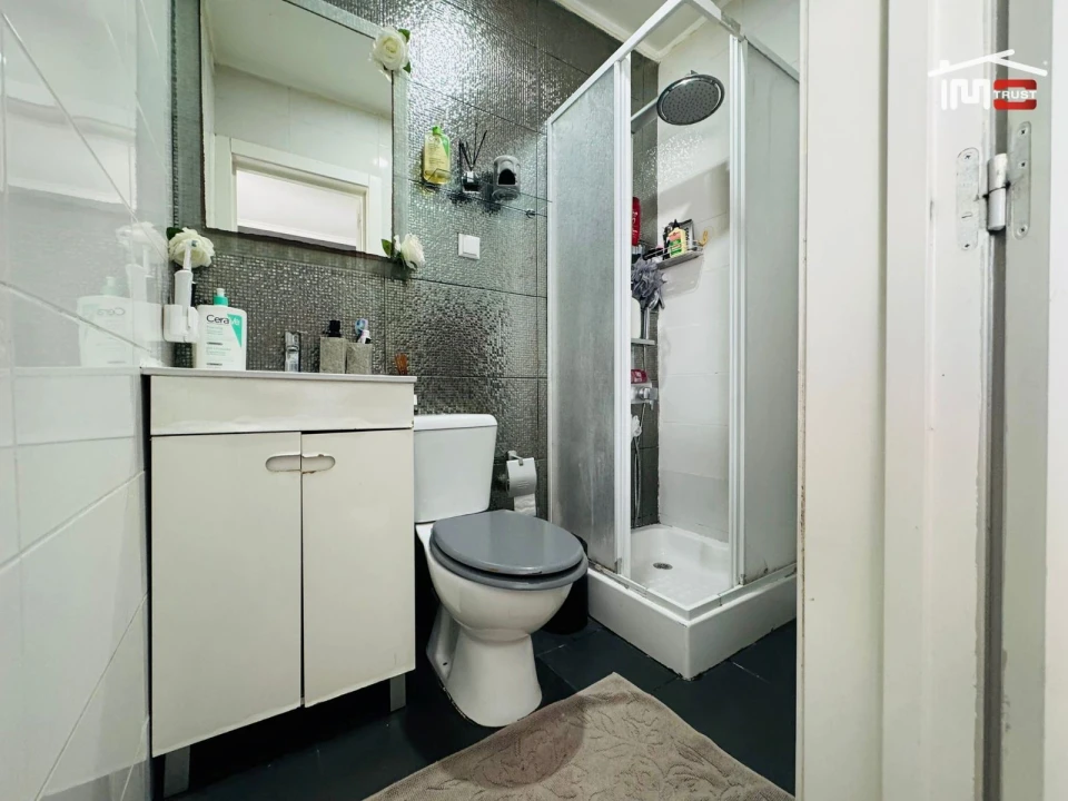 Moradia T5 para Venda em Quinta do Anjo Foto 27