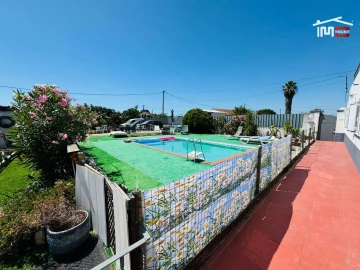 Moradia T5 para Venda em Quinta do Anjo