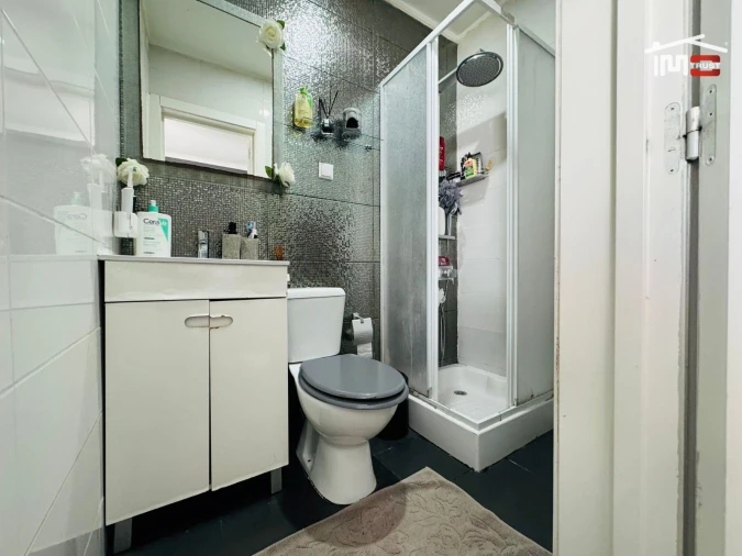 Moradia T5 para Venda em Quinta do Anjo Foto 27