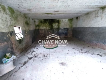 Moradia T2 para Venda em Canelas e Fermelã