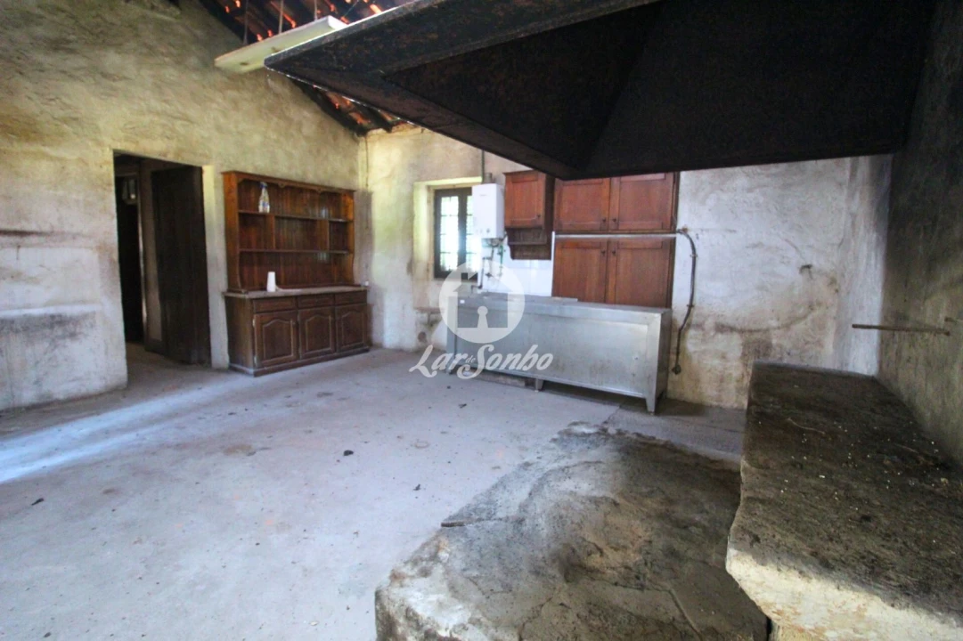 Quinta T3 para Venda em Airo Foto 12