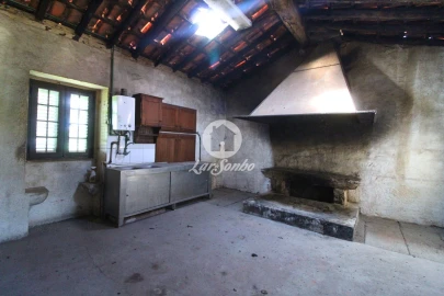 Quinta T3 para Venda em Airo