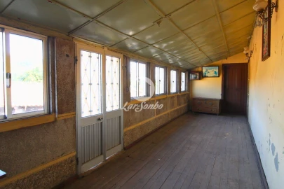 Quinta T3 para Venda em Airo