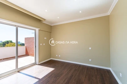 Apartamento T3 para Arrendamento em Cascais e Estoril