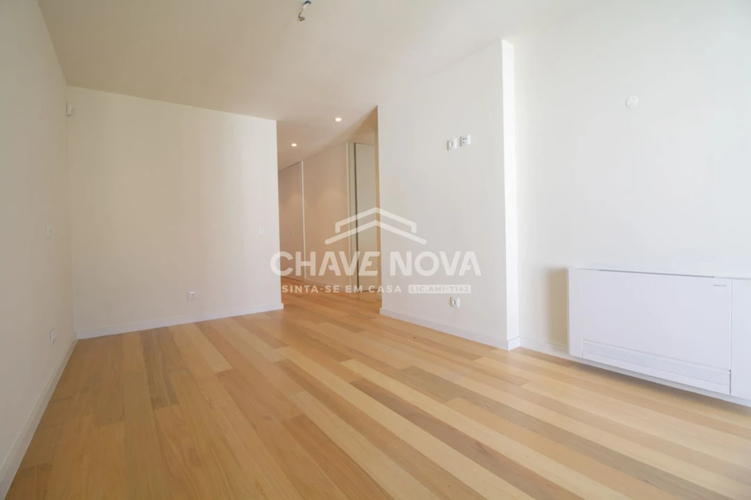 Apartamento T4 para Venda em Aldoar, Foz do Douro e Nevogilde Foto 11
