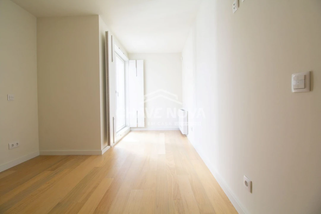 Apartamento T4 para Venda em Aldoar, Foz do Douro e Nevogilde Foto 13