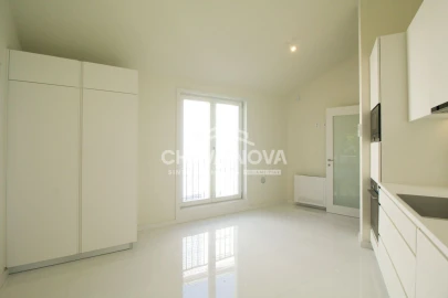 Apartamento T4 para Venda em Aldoar, Foz do Douro e Nevogilde