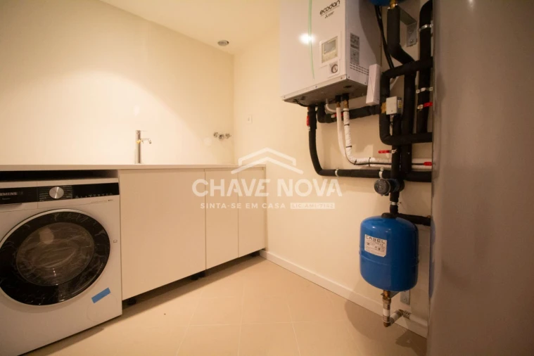Apartamento T4 para Venda em Aldoar, Foz do Douro e Nevogilde Foto 19