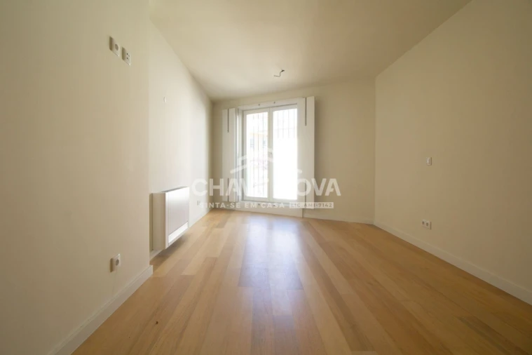 Apartamento T4 para Venda em Aldoar, Foz do Douro e Nevogilde Foto 14