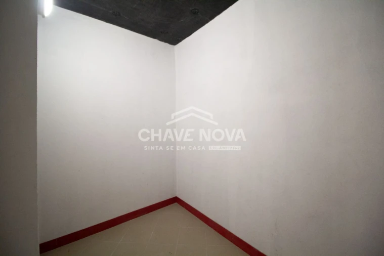 Apartamento T4 para Venda em Aldoar, Foz do Douro e Nevogilde Foto 21