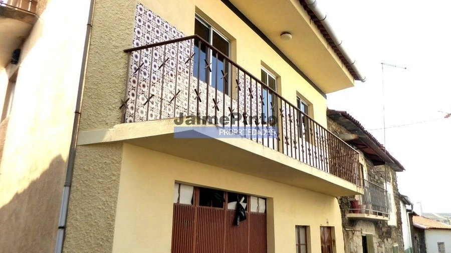 Moradia T3 para Venda em Poiares